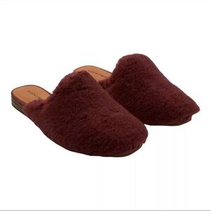 Brand New NIB Lucky Brand Colliey  Mules  in adorra wool faux sherling red 6.5